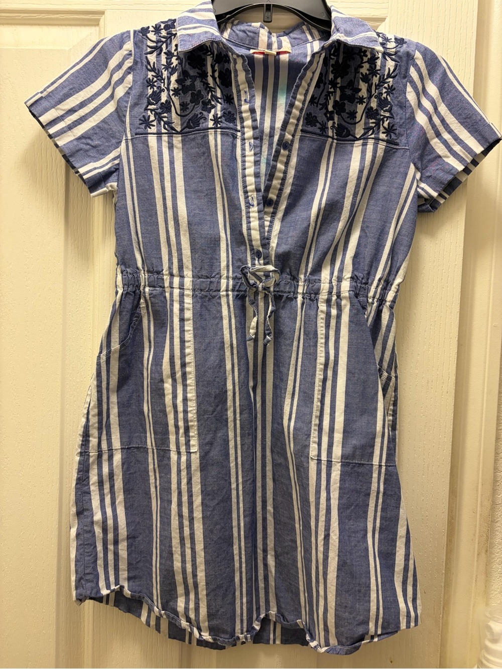 GB GIRL Blue and White Striped Short Sleeve Drawstring Dress